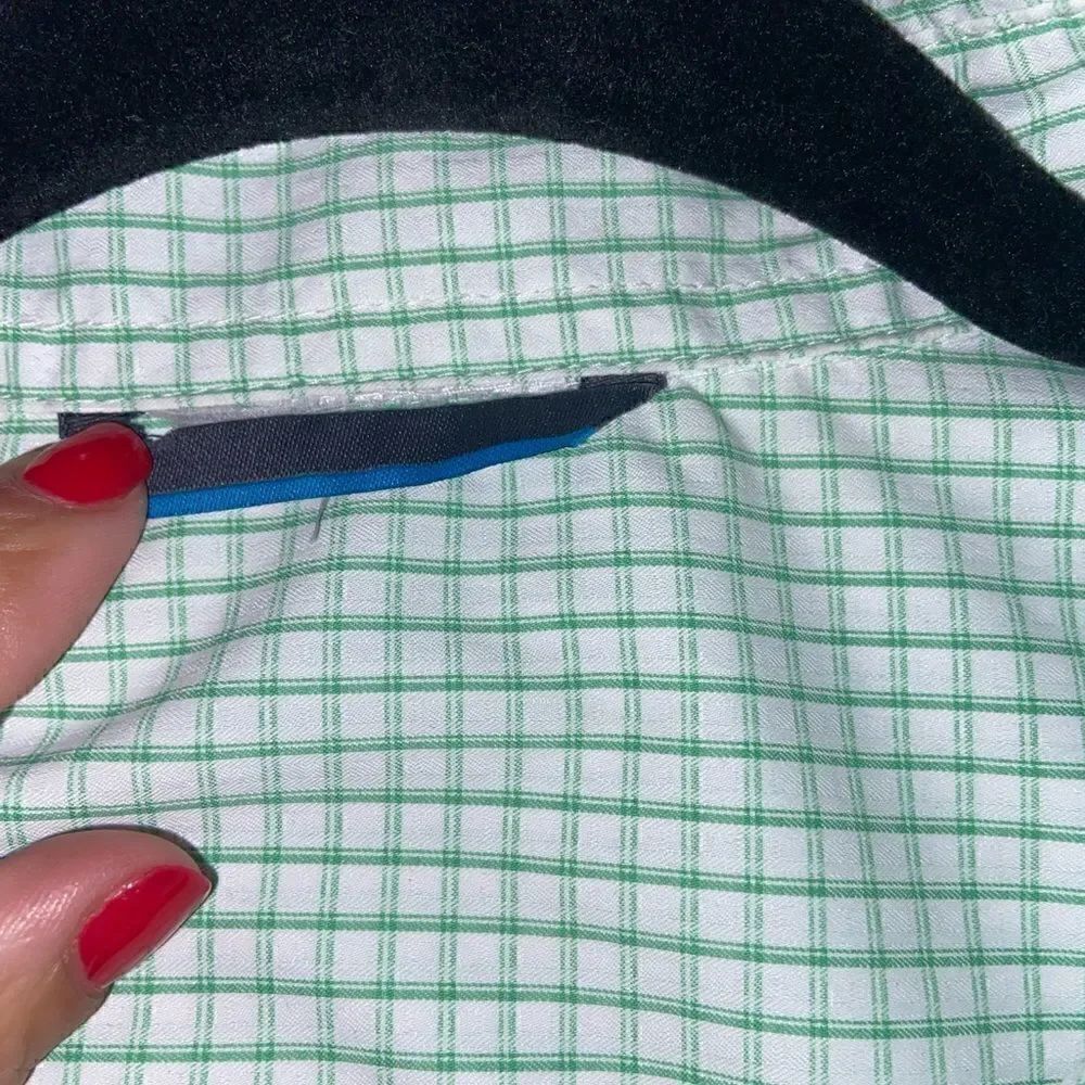 Columbia button up shirt - Picture 3 of 4